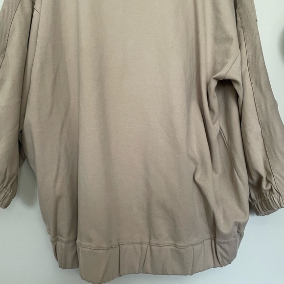 NWT Free People Movement Key Player Layer Oversized Sweatshirt Size XS - Picture 13 of 15